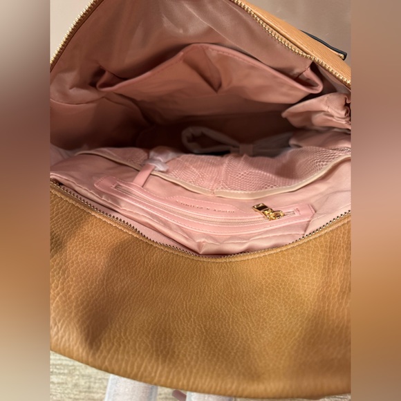 Poppy & Peonies Commuter Backpack - Picture 7 of 8